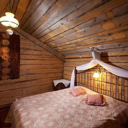 Matkailutila Lahdelma * Pertunmaa